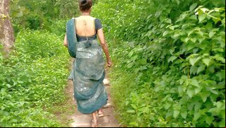 Jiju ne sali ko jungel outdoor me le jakar chudai kri asian webcam blowjob